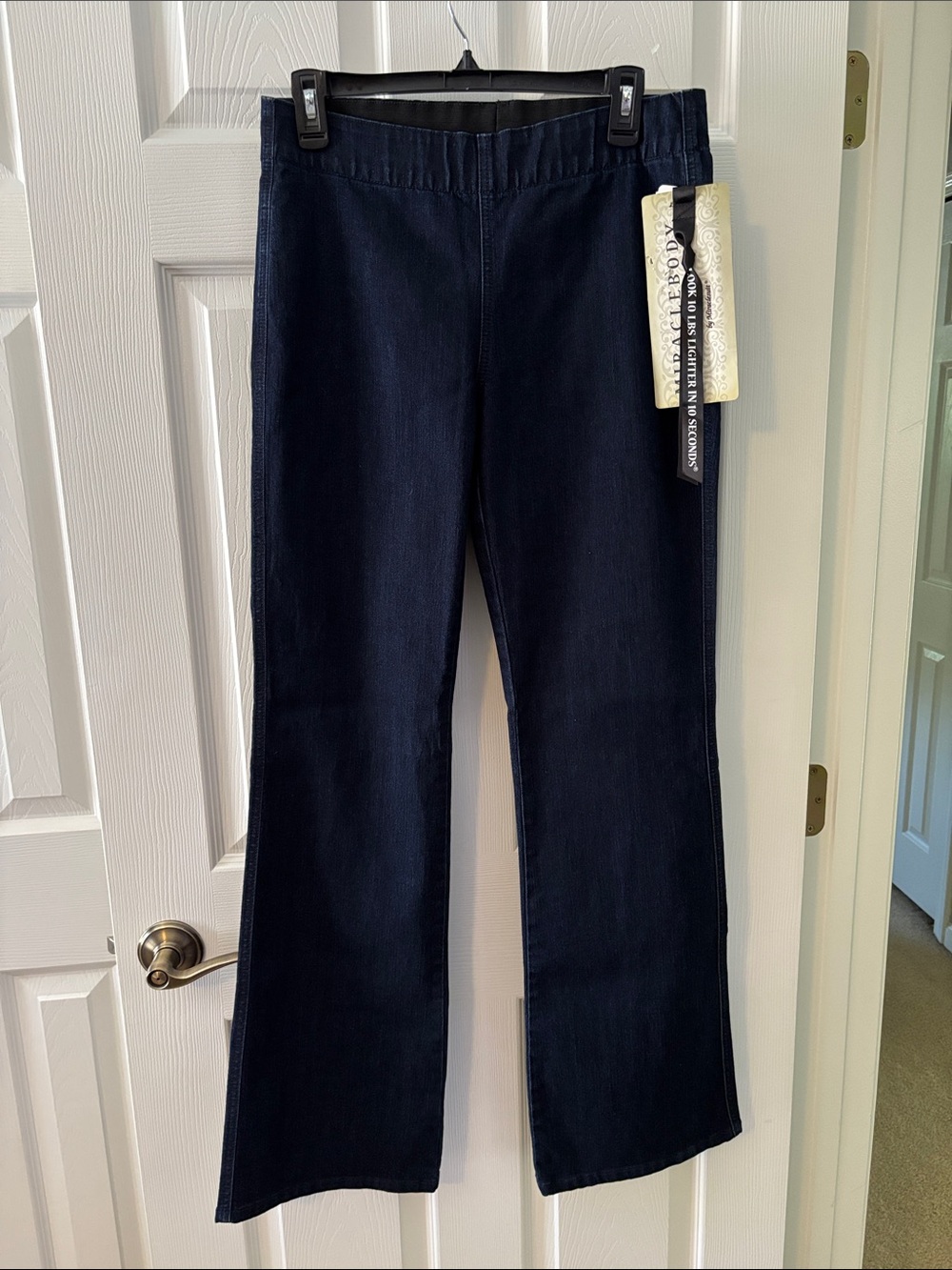 NWT Miracle Women’s Jeans!